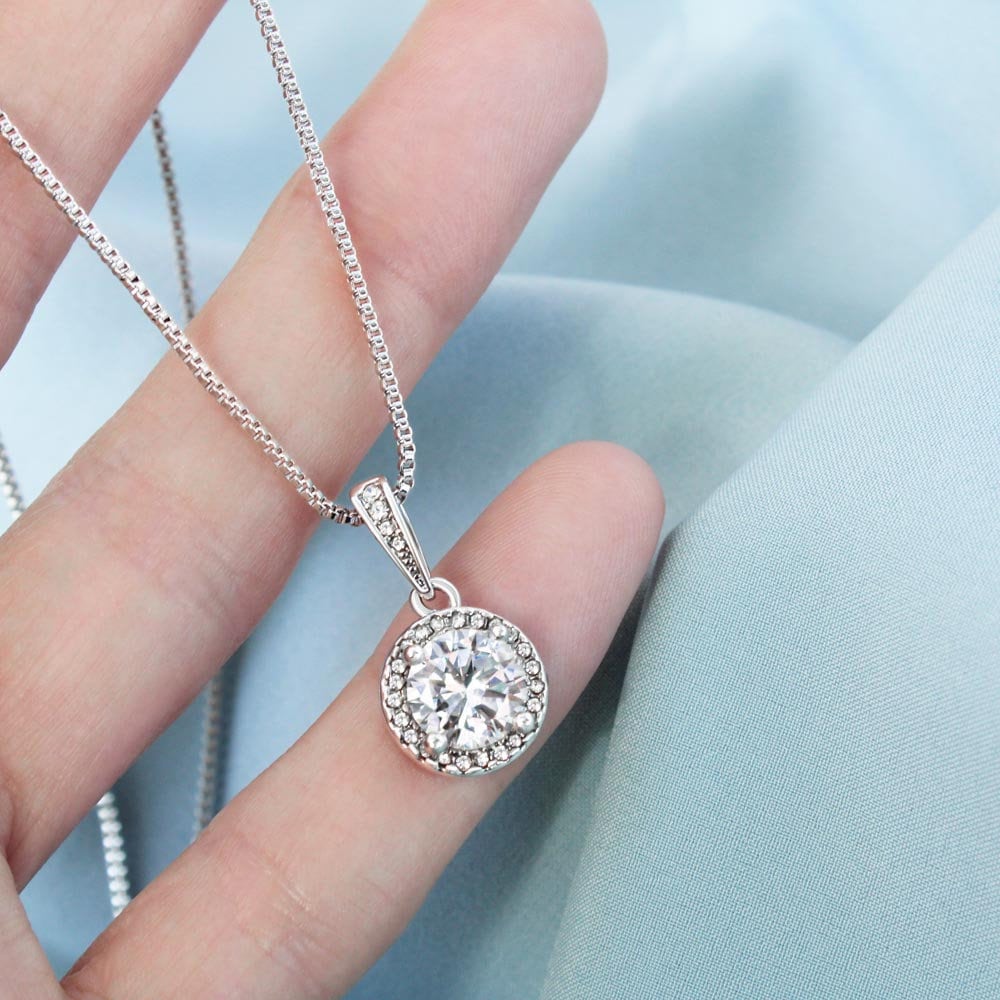 White Gold Quince Crown Pendant Necklace
